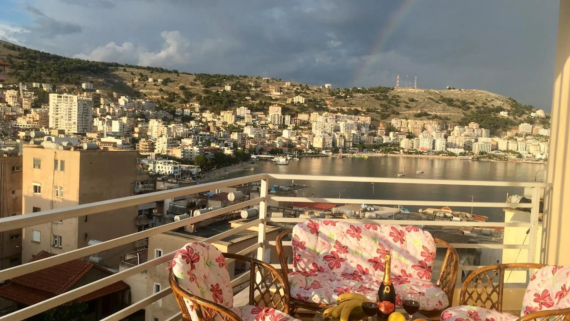 Luxury Holiday In Royal Apartment For King And Queen Sarande 0*,  Albania